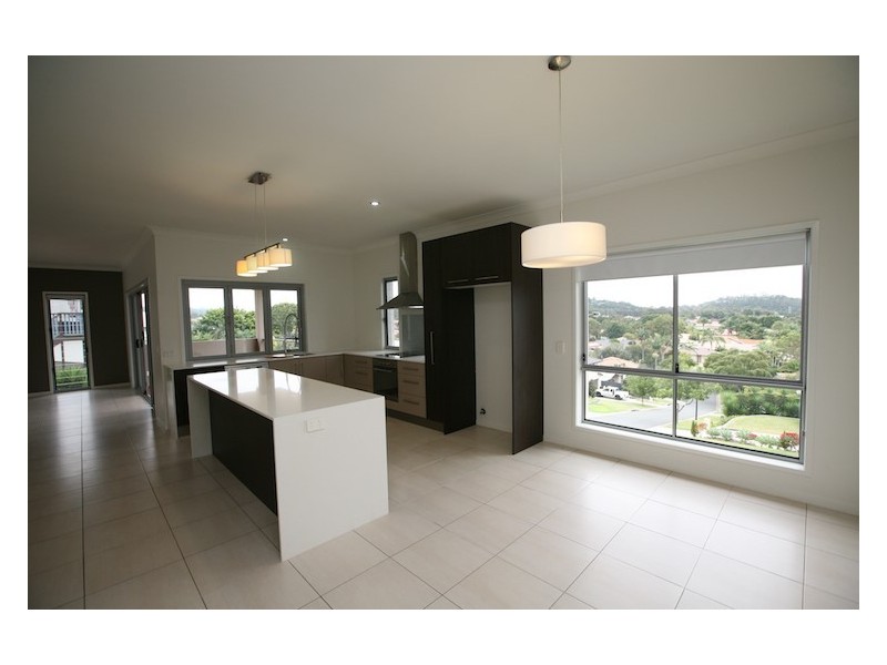 2 Liana Court, Banora Point NSW 2486