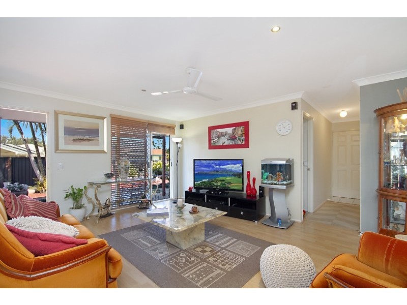 1/5 Cabernet Court, Tweed Heads South NSW 2486