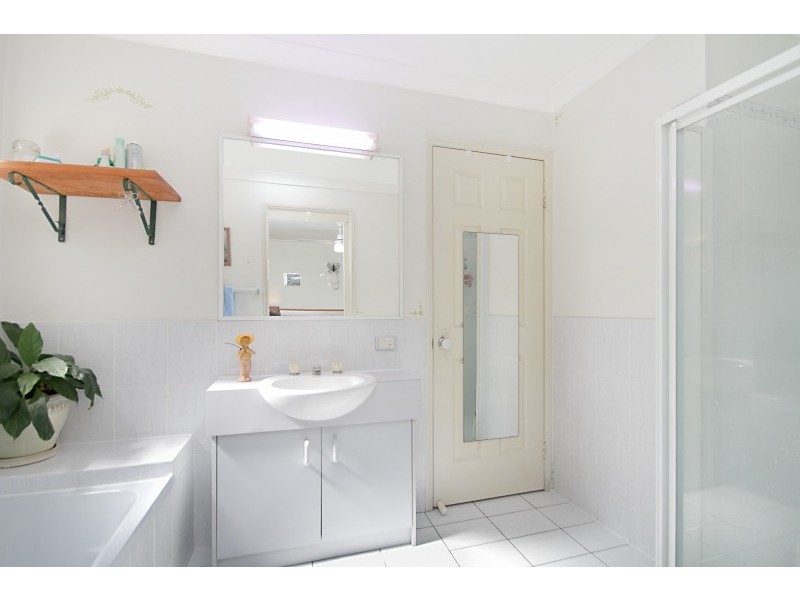 1/5 Cabernet Court, Tweed Heads South NSW 2486