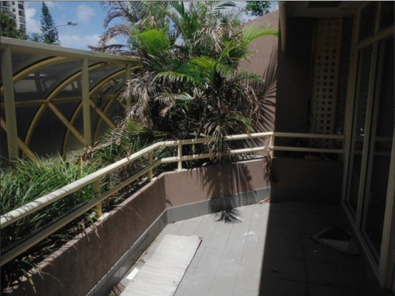 2/80 Griffith Street, Coolangatta QLD 4225