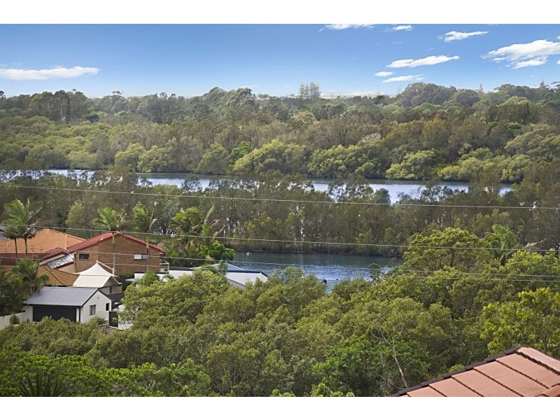 5 Mariners Crescent, Banora Point NSW 2486