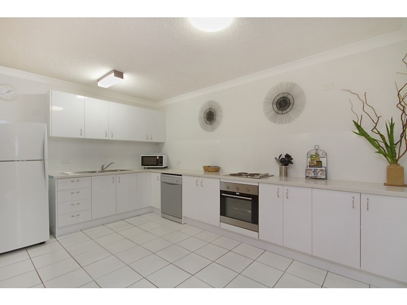 2/2 Dune Street aka 2/506 Golden Four Drive, Tugun QLD 4224