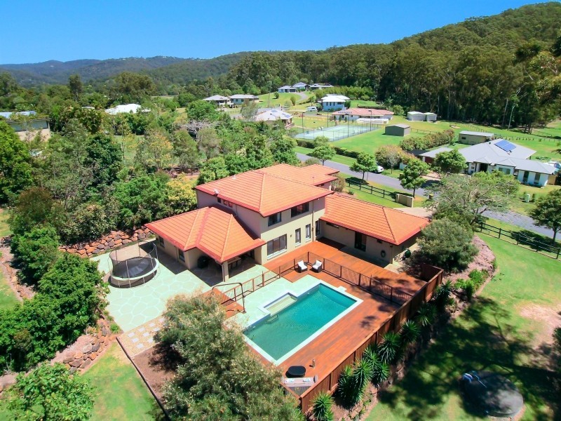 20 Samuel Drive, Tallebudgera QLD 4228