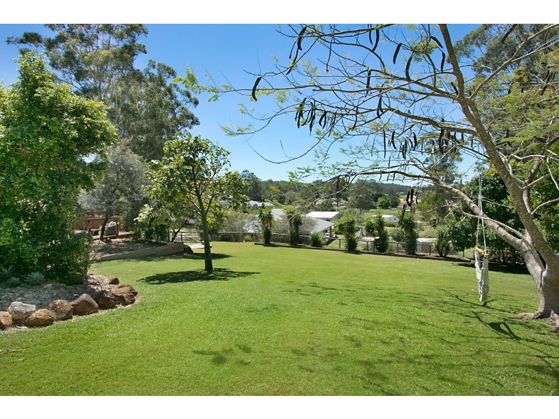20 Samuel Drive, Tallebudgera QLD 4228