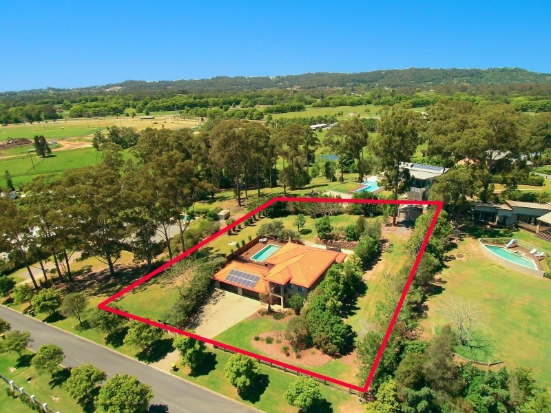 20 Samuel Drive, Tallebudgera QLD 4228