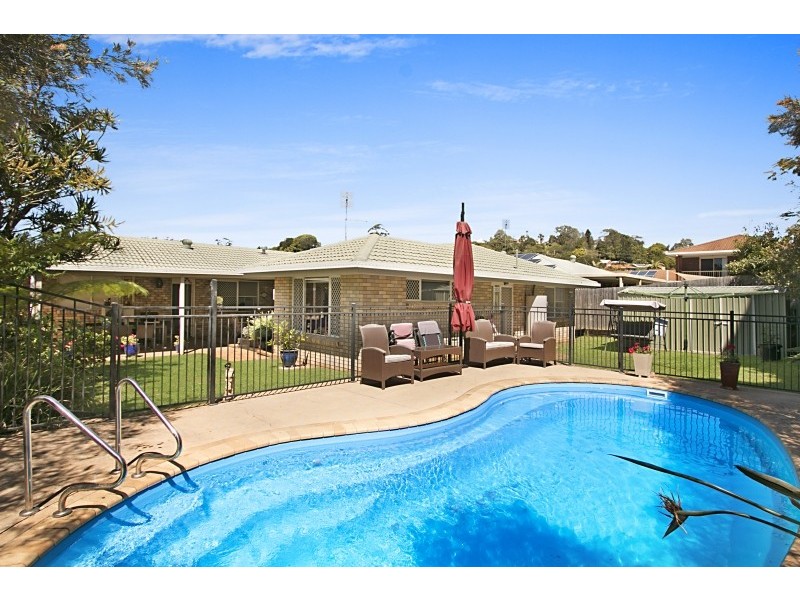 6 Kintyre Crescent, Banora Point NSW 2486