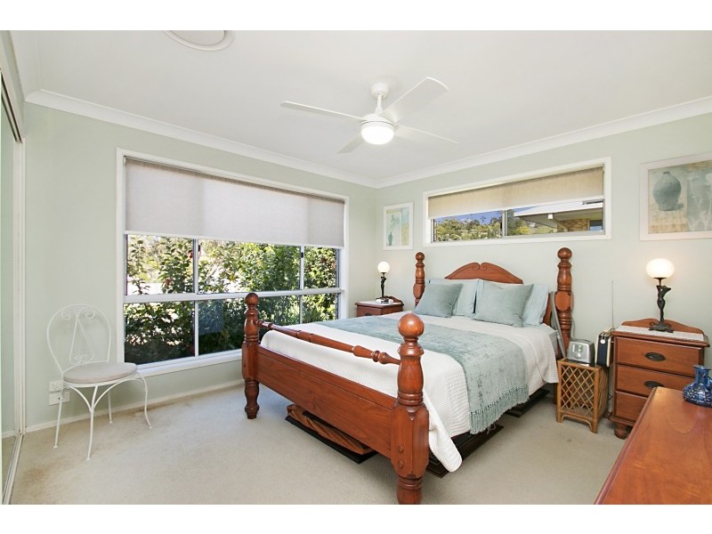 6 Kintyre Crescent, Banora Point NSW 2486