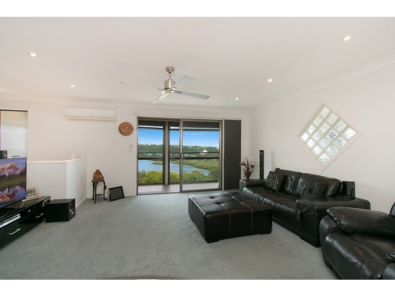 35 Lakeview Parade, Tweed Heads South NSW 2486