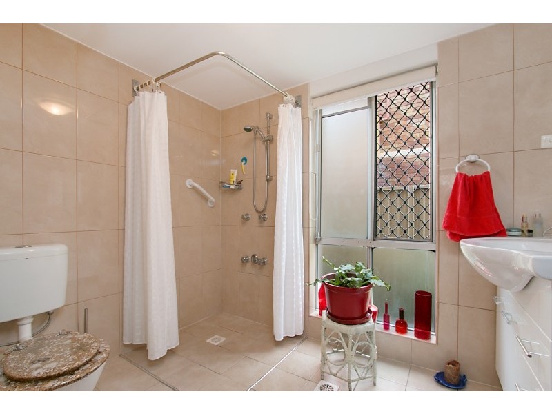 1/88 Sarawak Avenue, Palm Beach QLD 4221