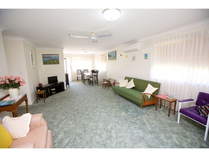 2/45 Coolangatta Road, Coolangatta QLD 4225