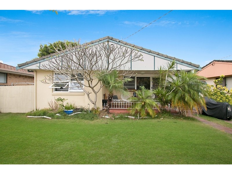 44 Bolton Street, Kirra QLD 4225