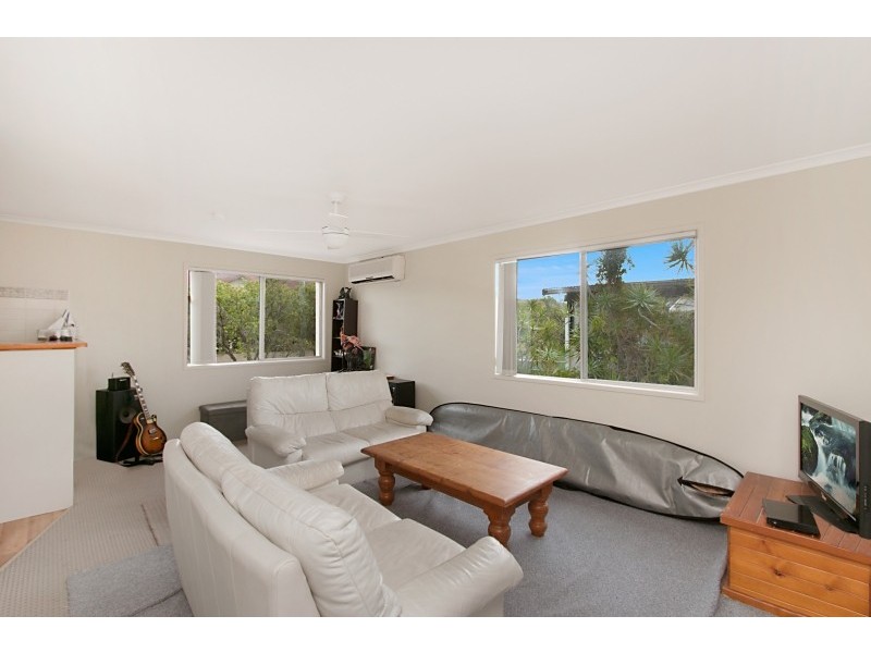 21 Binya Avenue, Kirra QLD 4225