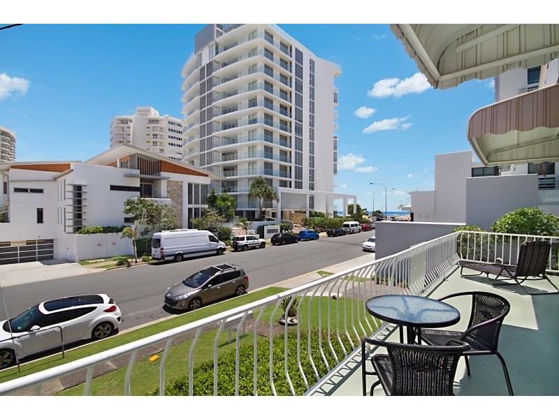 4/2 Haig Street, Kirra QLD 4225