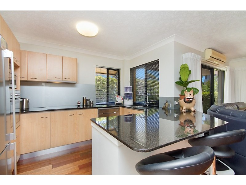 3/6-8 Rutledge Street – Neikah, Coolangatta QLD 4225