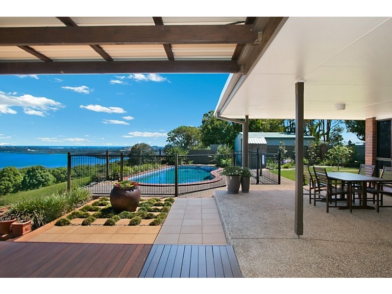 77 Mahers Lane, Terranora NSW 2486