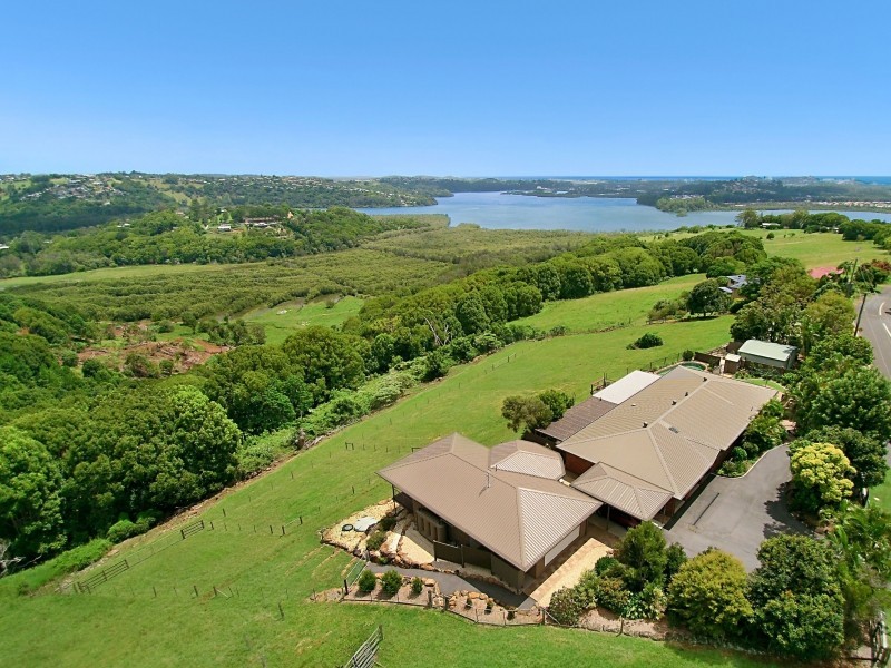 77 Mahers Lane, Terranora NSW 2486