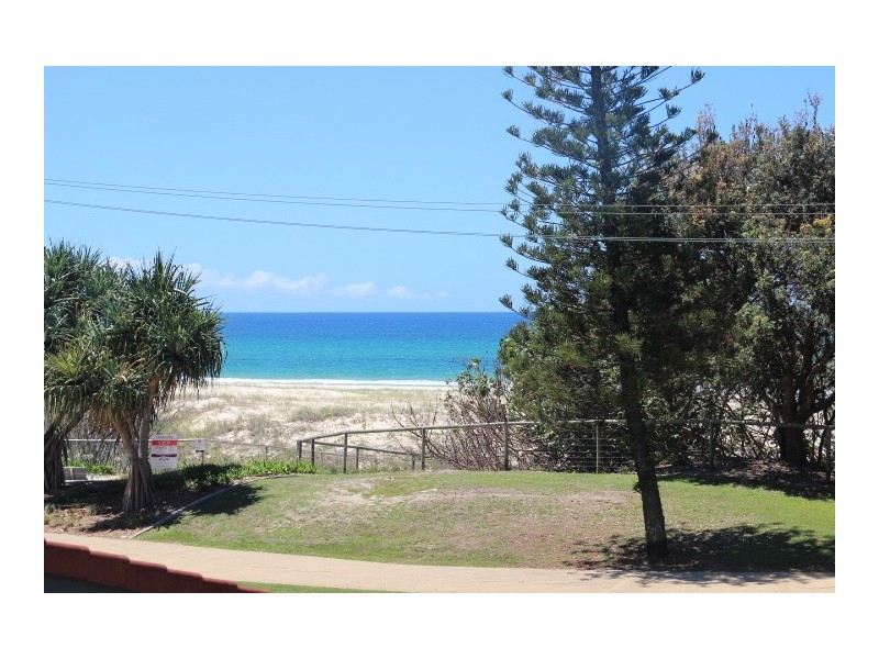 2/100 Pacific Parade, Bilinga QLD 4225