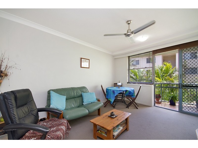 211/92 Musgrave Street – Kirra on The Beach, Kirra QLD 4225