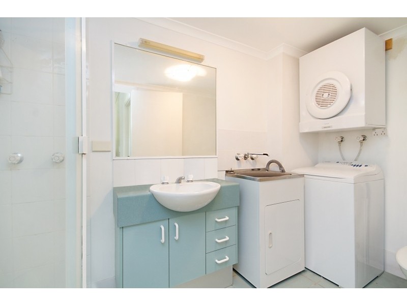 211/92 Musgrave Street – Kirra on The Beach, Kirra QLD 4225