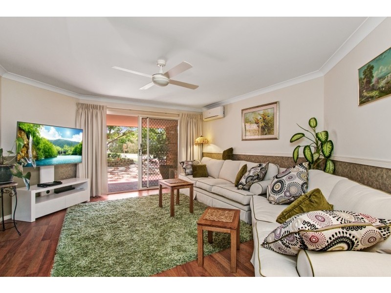 18 Champagne Drive, Banora Point NSW 2486