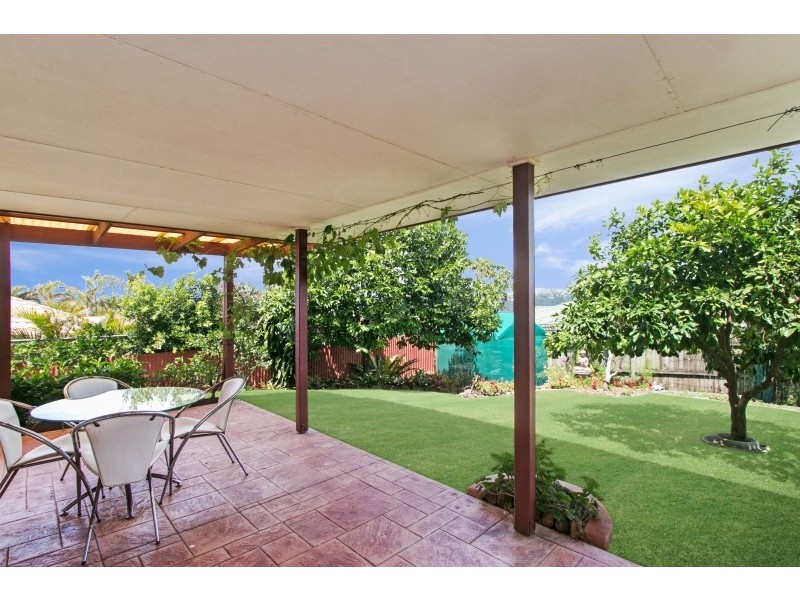 18 Champagne Drive, Banora Point NSW 2486