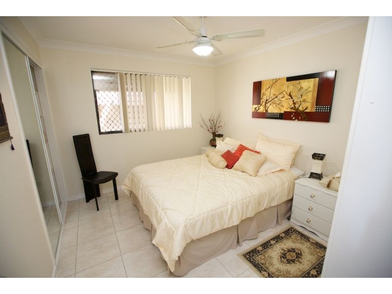 3/2 Gibson Street, Bilinga QLD 4225