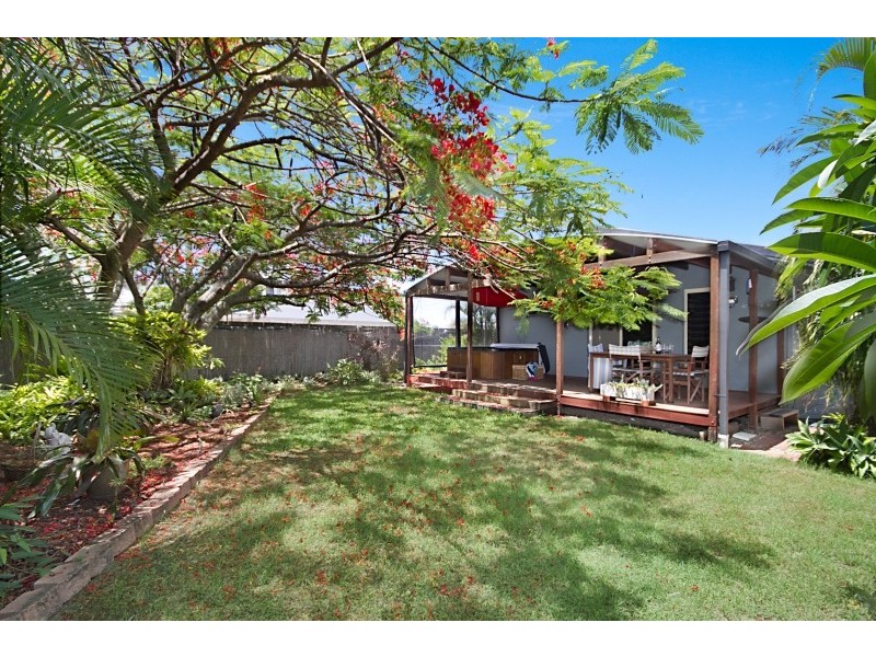 295 Adina Avenue, Bilinga QLD 4225