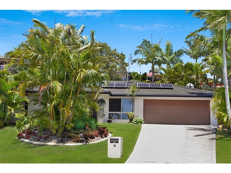 18 Honeymyrtle Drive, Banora Point NSW 2486