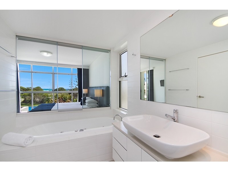 005/2-8 Creek Street – Kirra Surf Apartments, Coolangatta QLD 4225