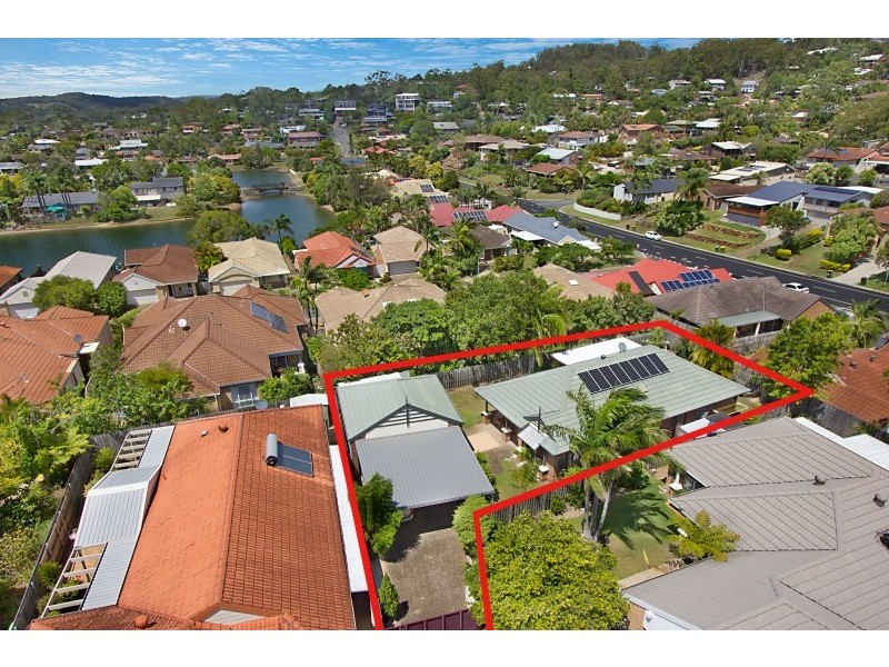 12 Oasis Crescent, Elanora QLD 4221