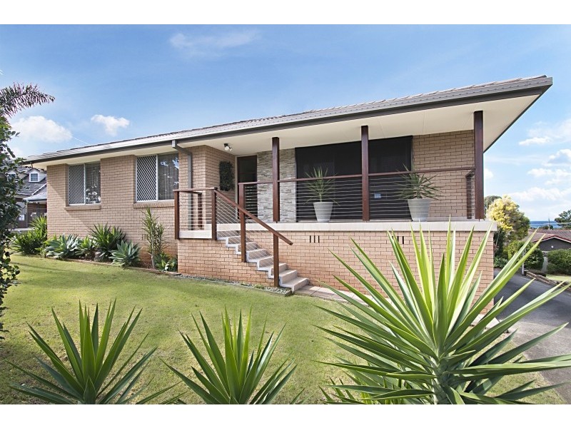 2 Wupawn Place, Banora Point NSW 2486
