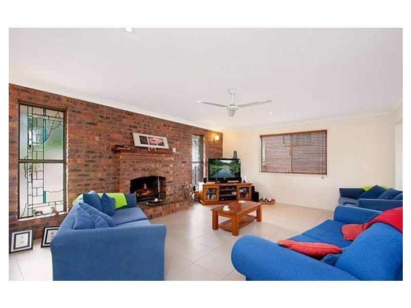 17 Durigan Place, Banora Point NSW 2486