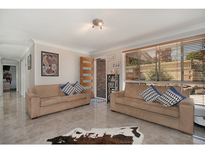24 Inverness Court, Banora Point NSW 2486
