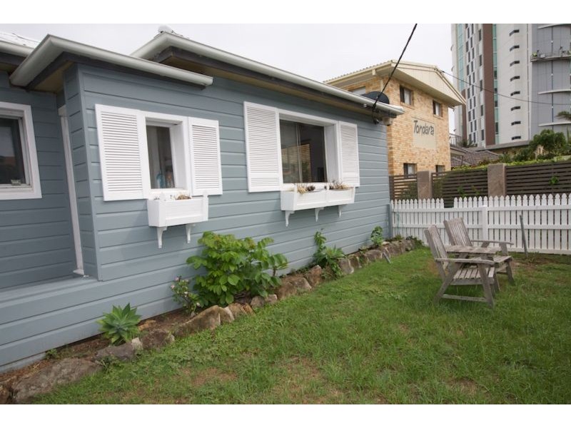 1/11 Douglas Street, Kirra QLD 4225