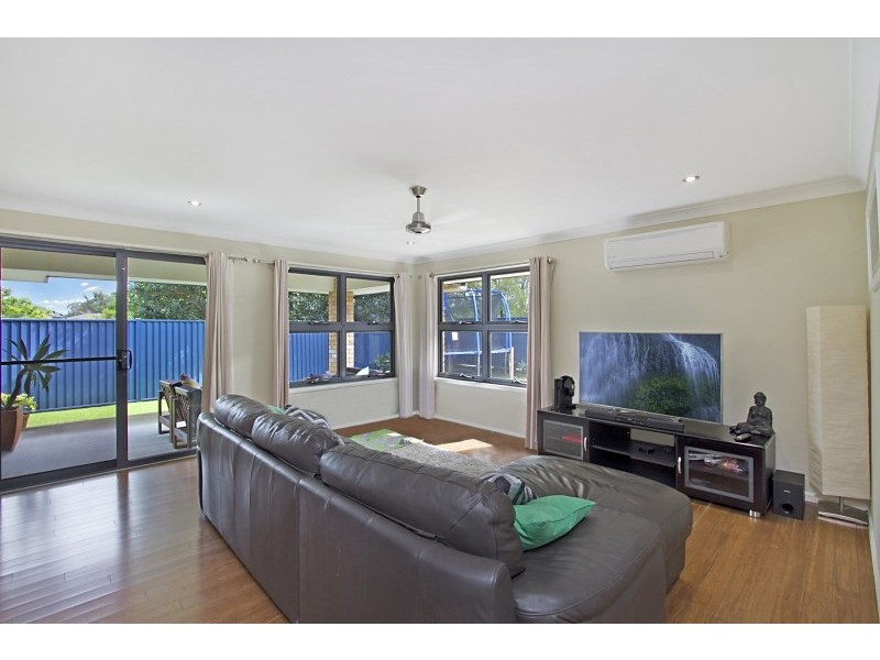 1 Firetail Court, Tweed Heads South NSW 2486