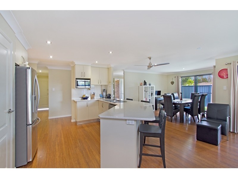 1 Firetail Court, Tweed Heads South NSW 2486