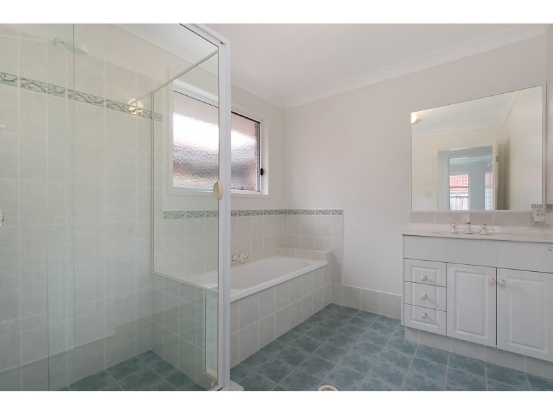 1/12 Yarra Close, Banora Point NSW 2486