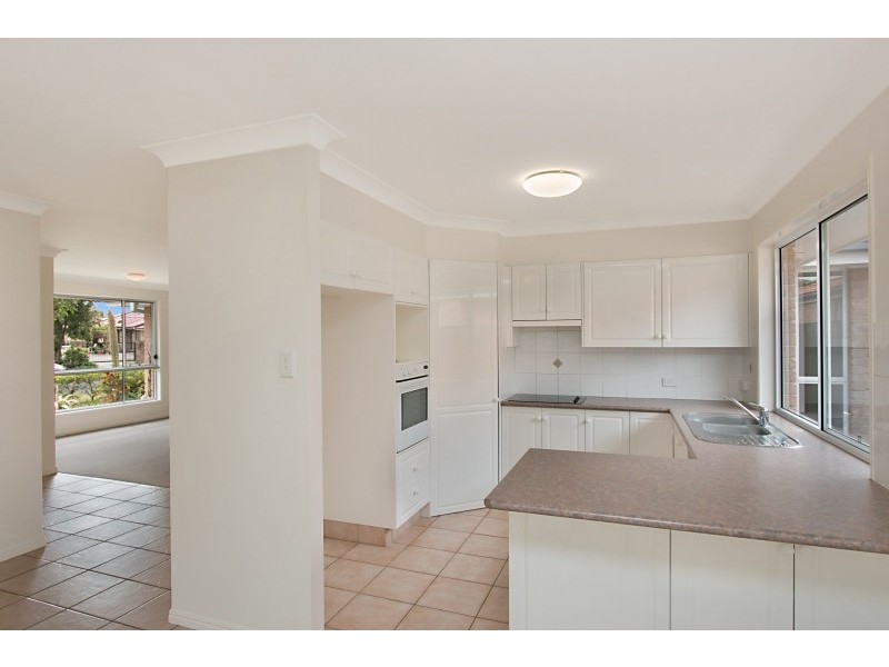 2/12 Yarra Close, Banora Point NSW 2486