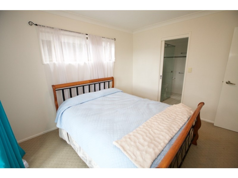 34 Broadwater Esplanade, Bilambil Heights NSW 2486