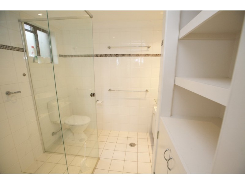 34 Broadwater Esplanade, Bilambil Heights NSW 2486