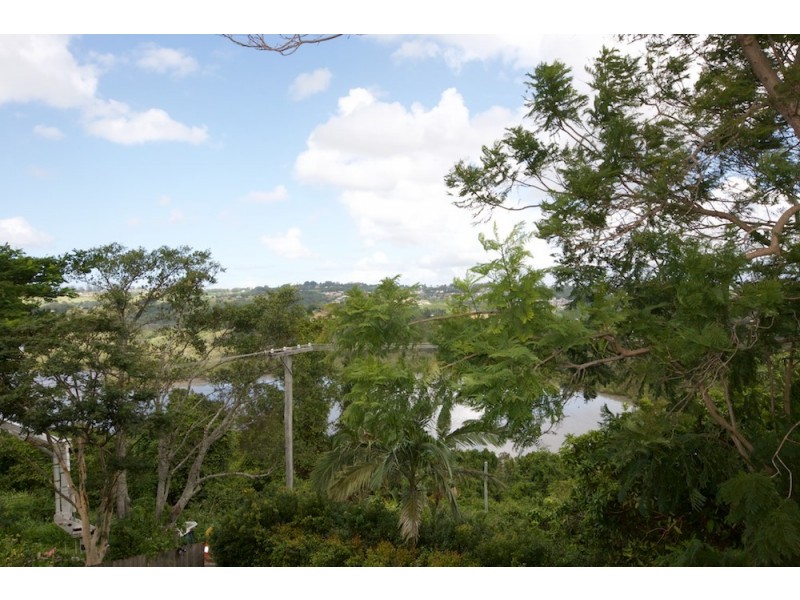 34 Broadwater Esplanade, Bilambil Heights NSW 2486