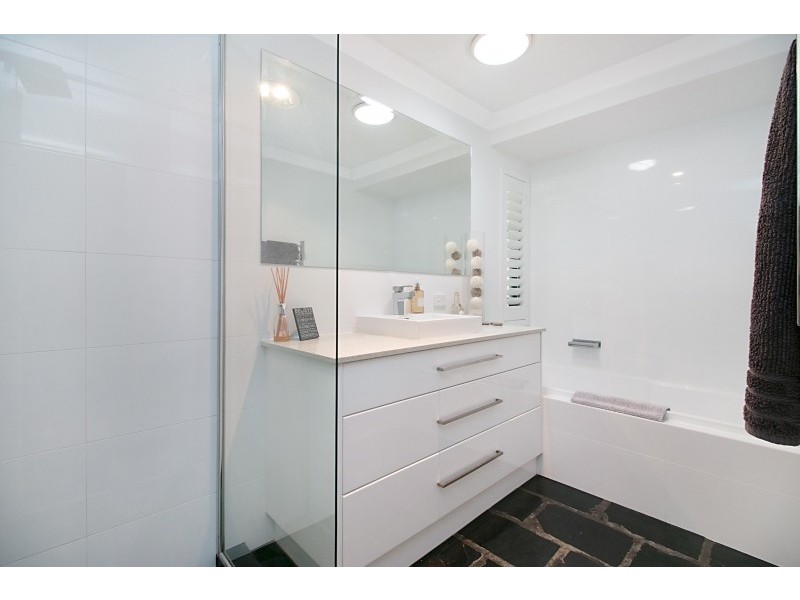 22 Wickham Crescent, Tugun QLD 4224