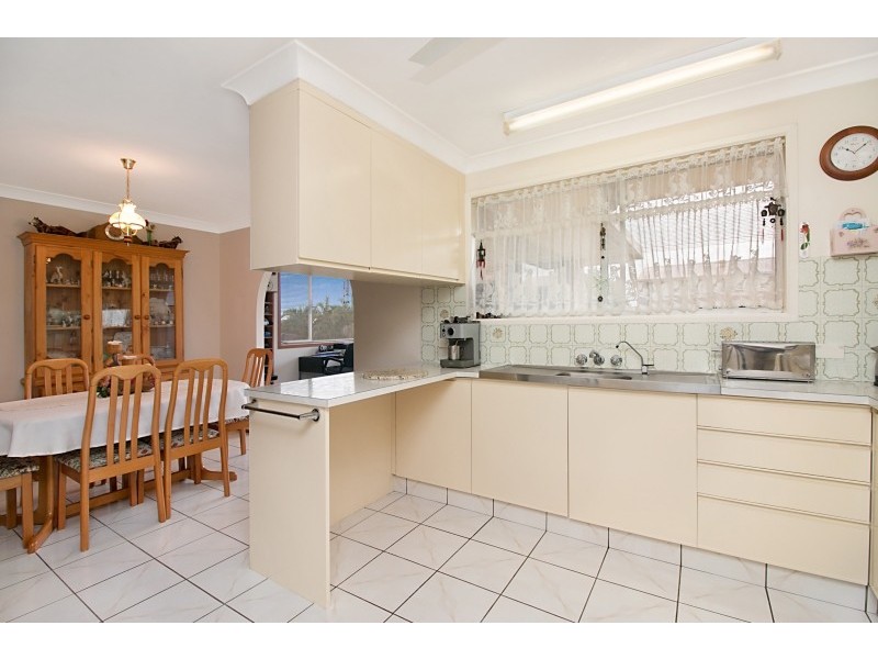 13 Westray Avenue, Banora Point NSW 2486