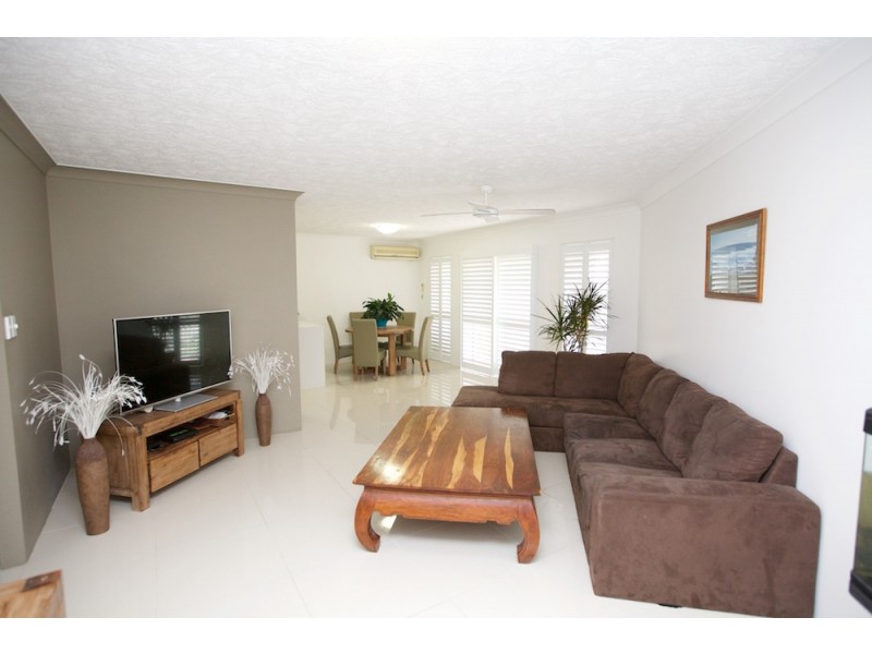 17/143-145 Golden Four Drive – Pacific Place South, Bilinga QLD 4225