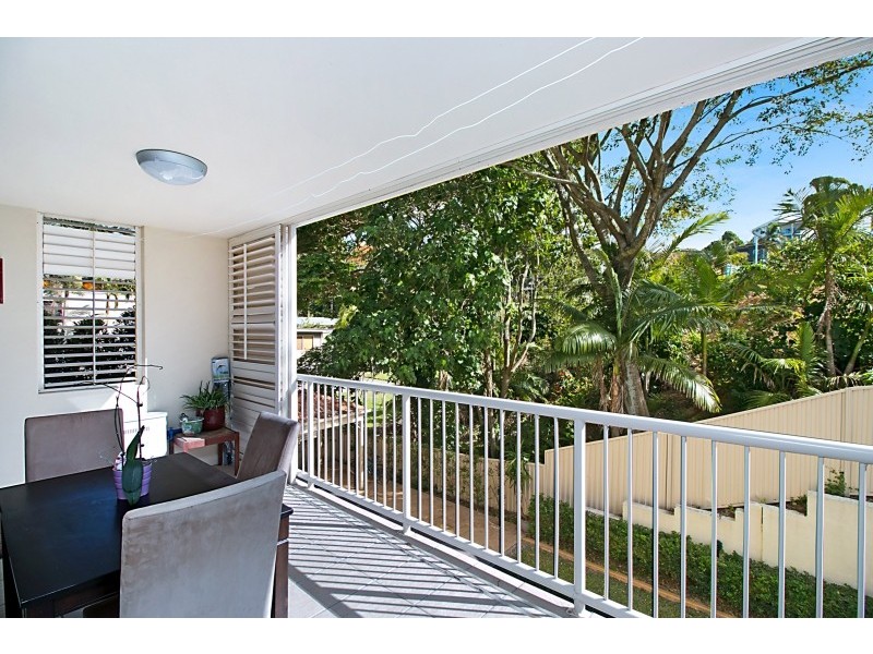 4/91 McLean Street, Coolangatta QLD 4225