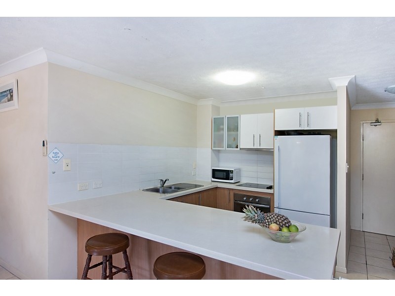 4/91 McLean Street, Coolangatta QLD 4225