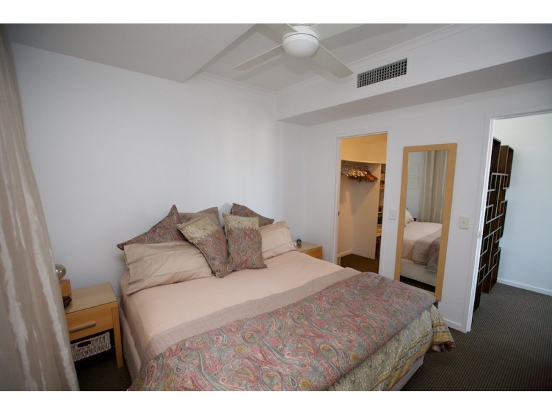 1129/1 Ocean Street, Burleigh Heads QLD 4220