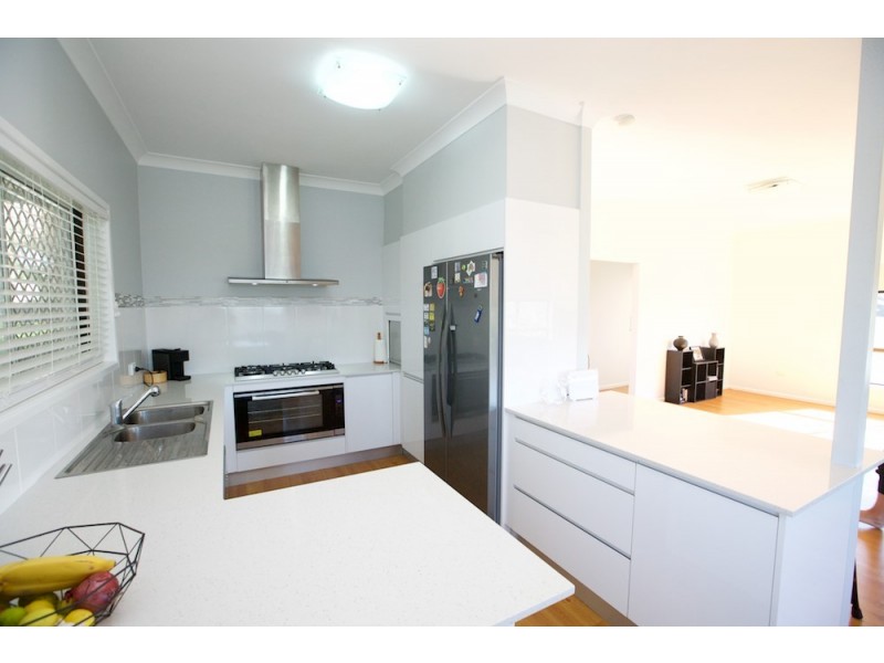 68 Tweed Street, Coolangatta QLD 4225