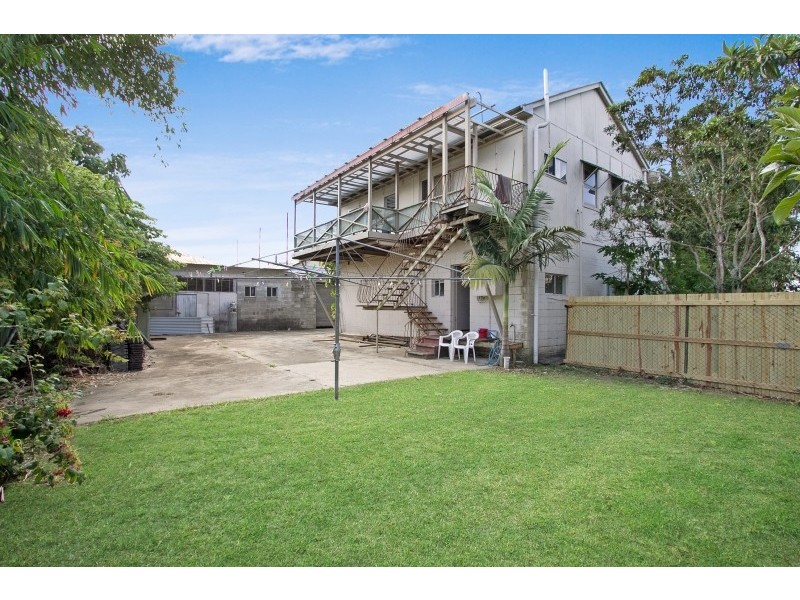 112-114 Riverside Drive, Tumbulgum NSW 2490