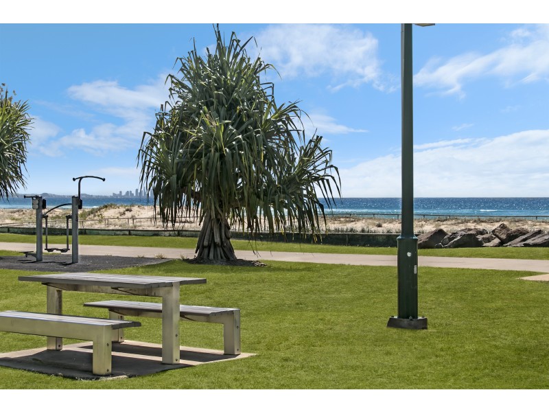 48 Musgrave Street, Coolangatta QLD 4225